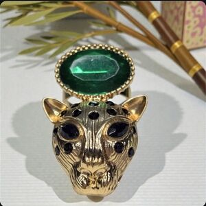 Fun Oversized Panther Leopard Emerald Crystal Ring